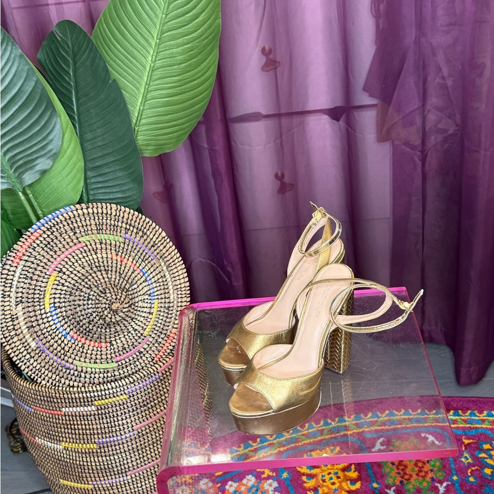 Elegant Gold Rachel Zoe Platform Heels Women's Size 9